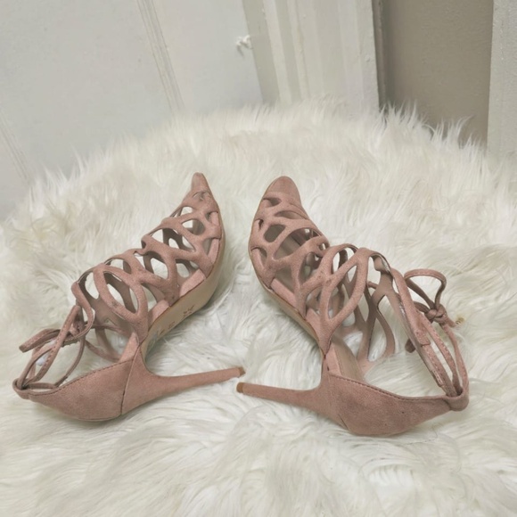 BCBGeneration Strappy High-Heels Sandals Size 5.5B.🌴 - Picture 6 of 8